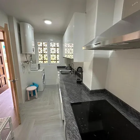 Gran Centrico Y Muy Cerca De La Playa Apartment *